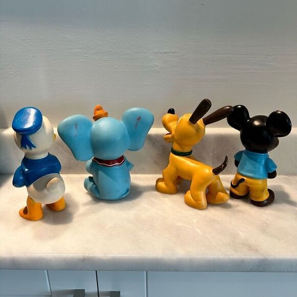 Lot Of 4 Vtg Walt Disney Mickey Donald Pluto & Dumbo Vinyl Squeaky Toys Small - Picture 8 of 10
